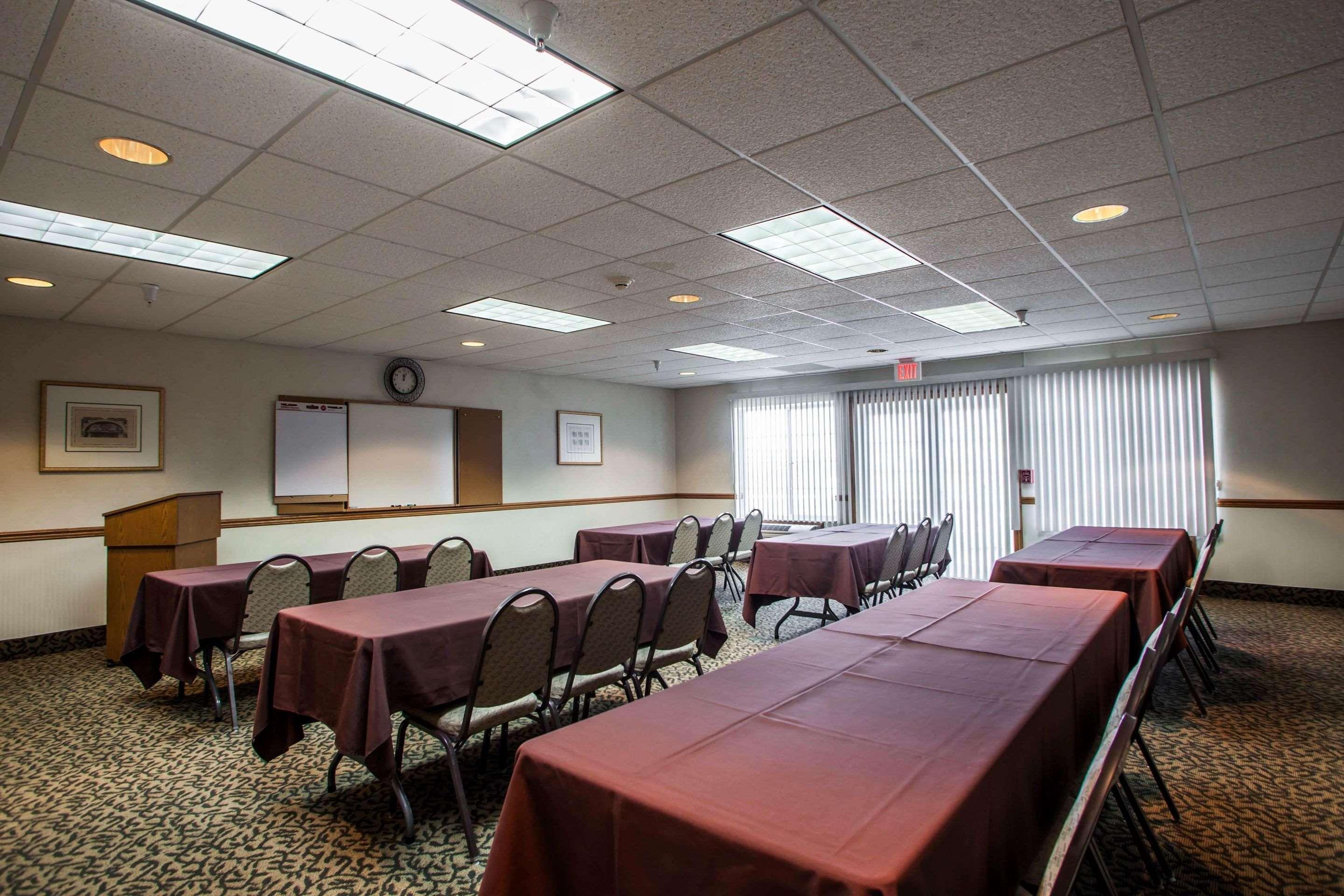 Comfort Inn & Suites Geneva- West Chicago Exteriér fotografie