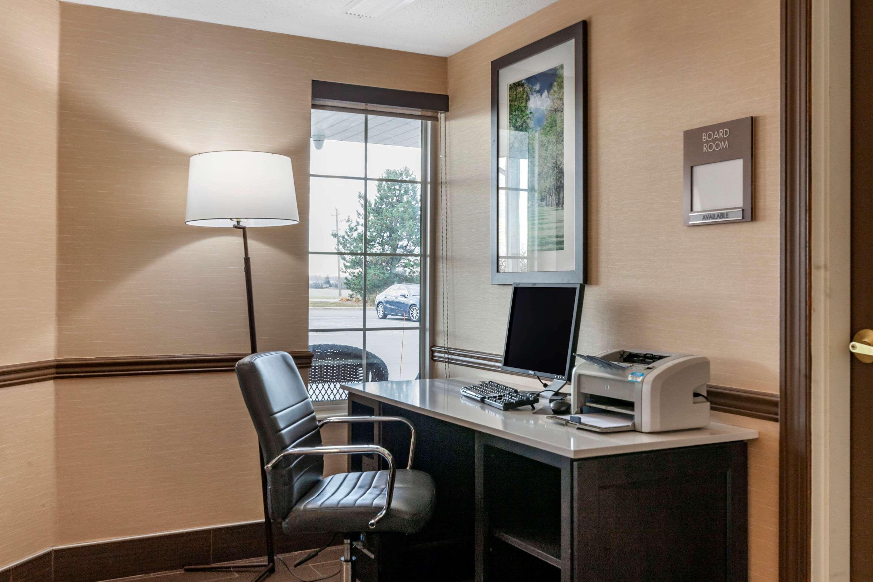 Comfort Inn & Suites Geneva- West Chicago Exteriér fotografie