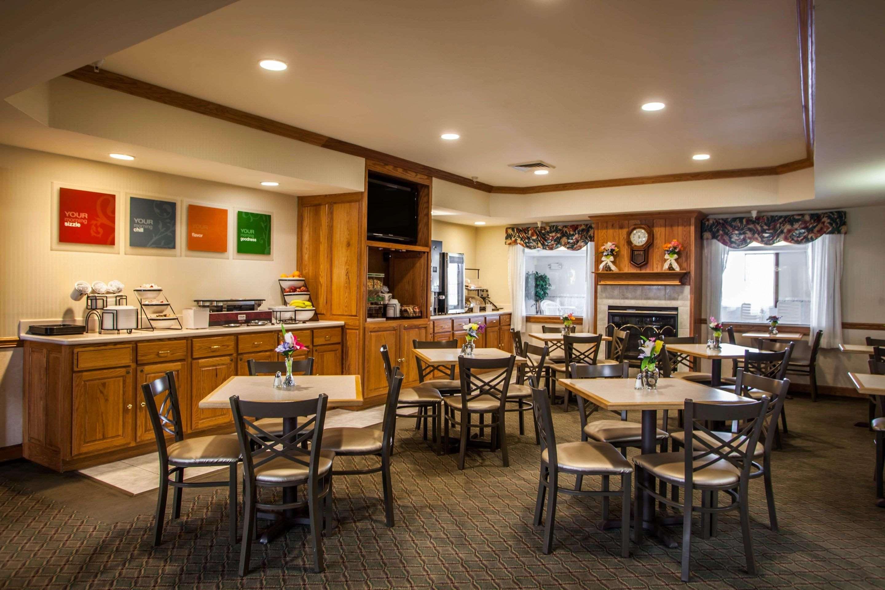 Comfort Inn & Suites Geneva- West Chicago Exteriér fotografie