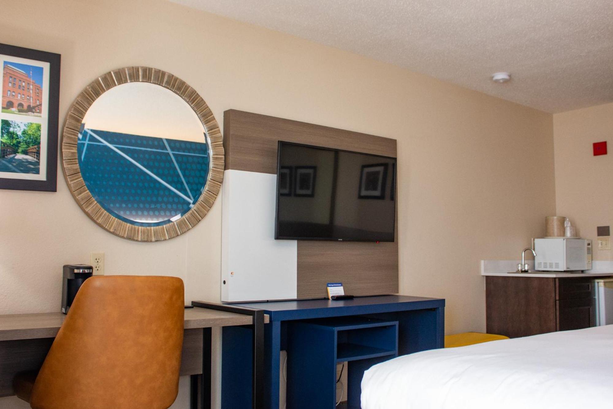 Comfort Inn & Suites Geneva- West Chicago Exteriér fotografie