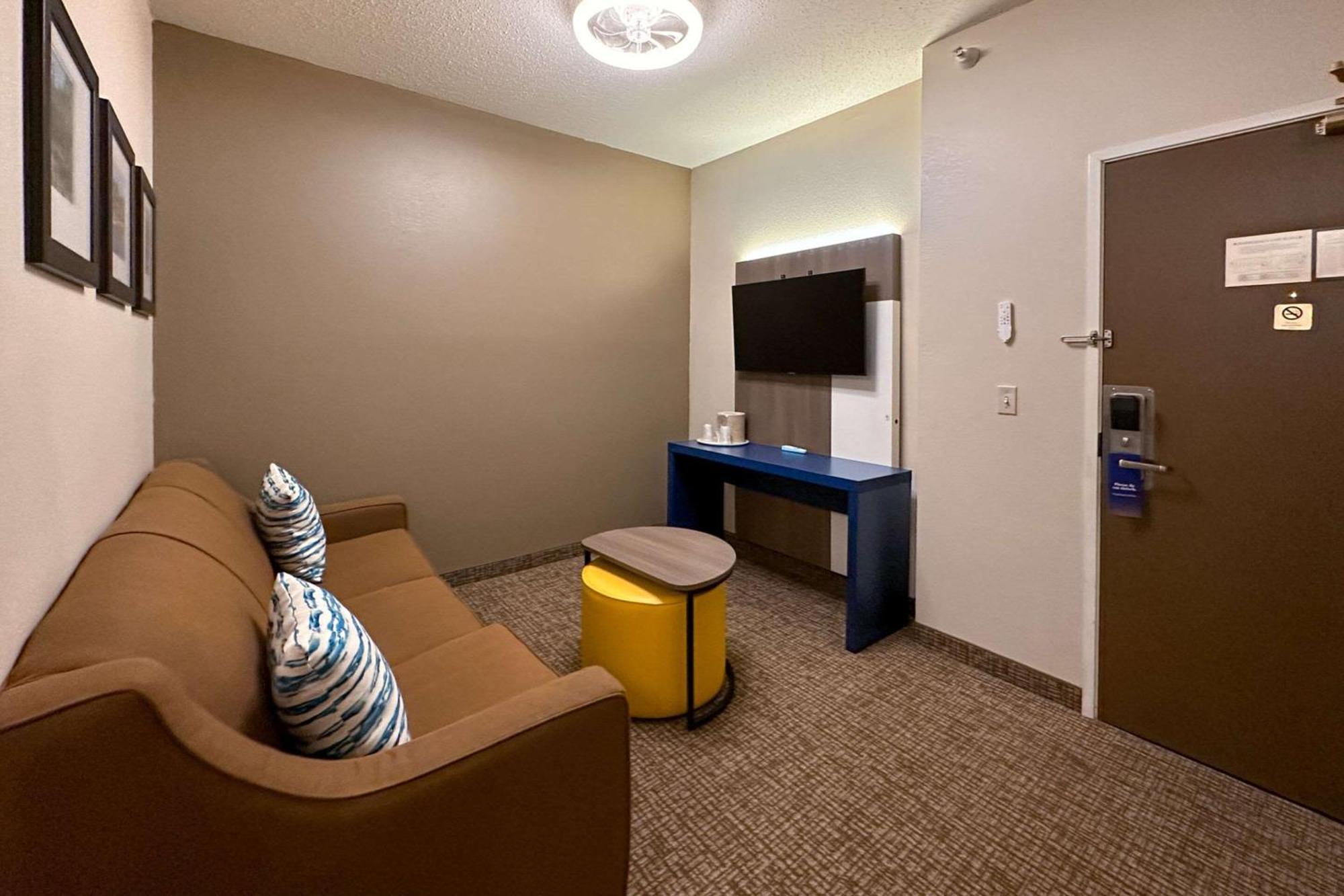 Comfort Inn & Suites Geneva- West Chicago Exteriér fotografie