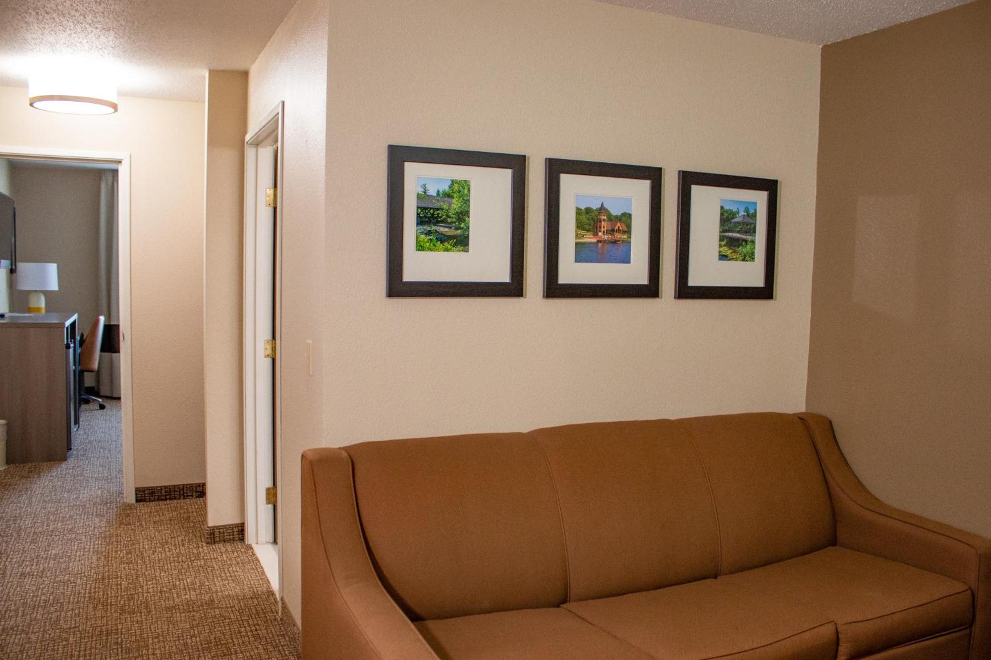 Comfort Inn & Suites Geneva- West Chicago Exteriér fotografie